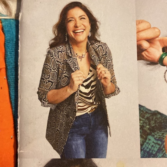 Cabi Python Blazer. Fall 2019. - Picture 10 of 10